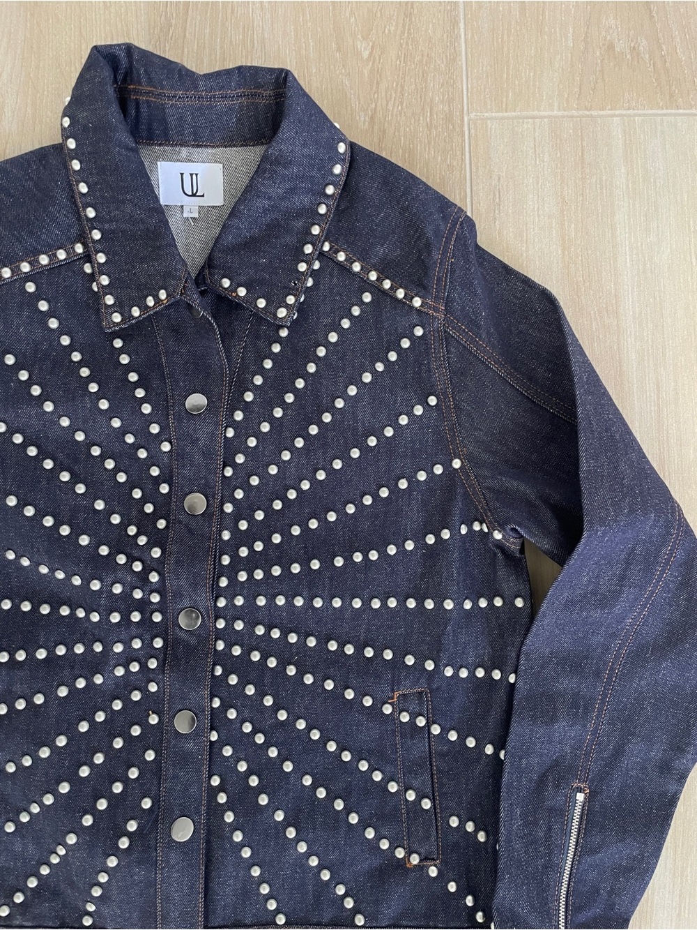 Sunburst Jacket Understated Leather Size L $276 MSRP EUC Western Studded - Picture 5 of 10